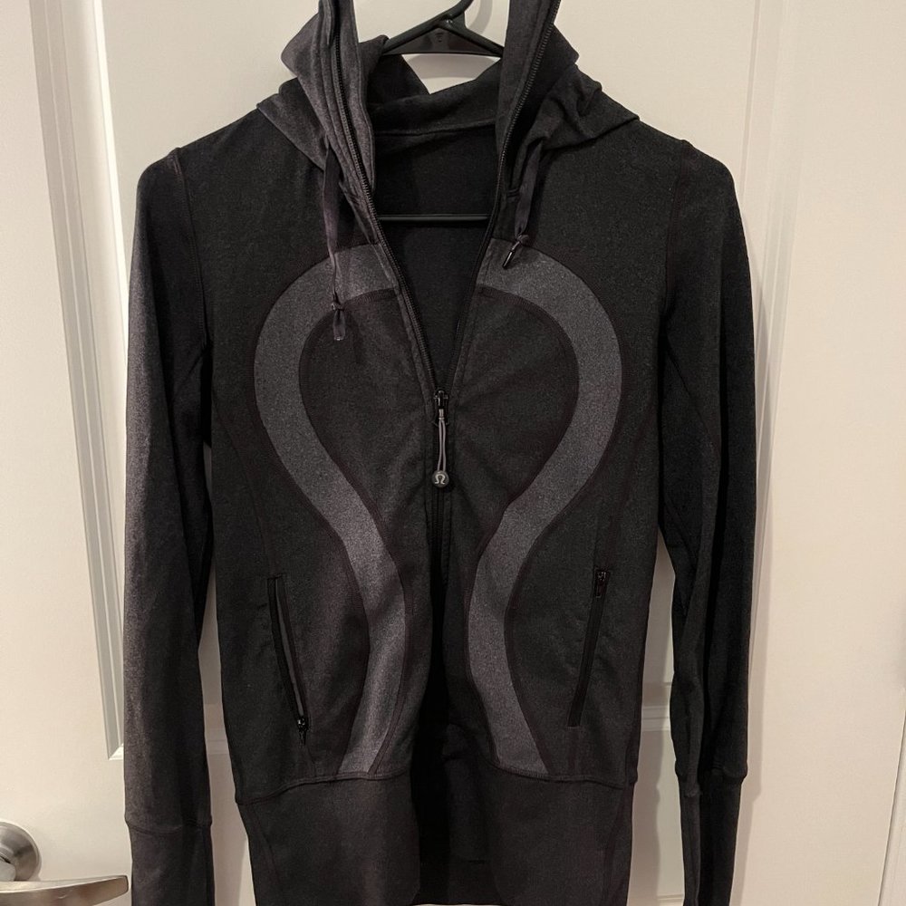 Lululemon Dark Gray Jacket Size 4